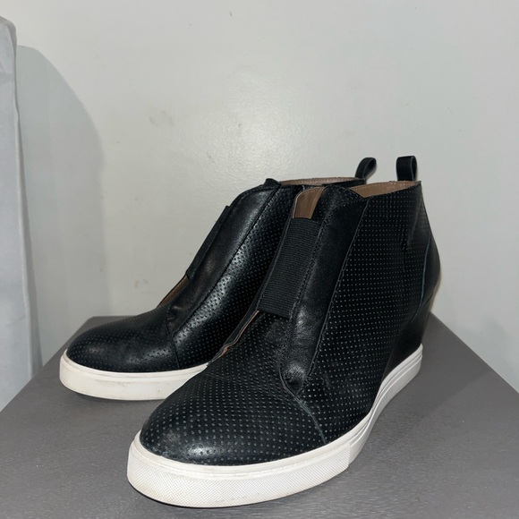 Linea Paolo Black and White Felicia Wedge Sneaker Shoes Size 7.5 - Picture 2 of 12